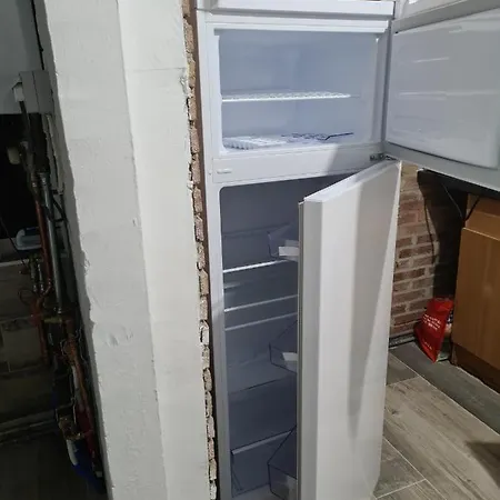 Bruxelles Airport C Nouvelle Gerance 샤를루아