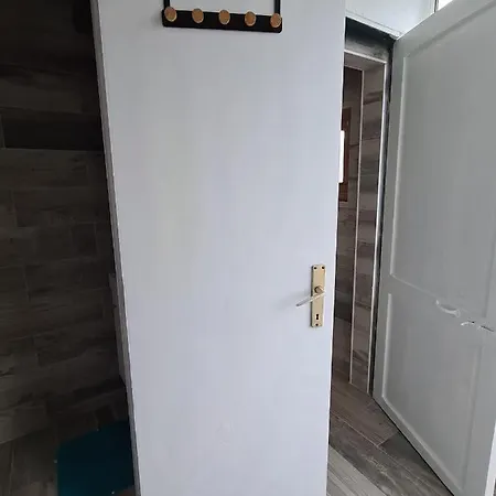 Bruxelles Airport C Nouvelle Gerance Apartamento Charleroi