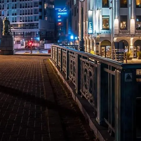 Bruxelles Airport C Nouvelle Gerance 샤를루아