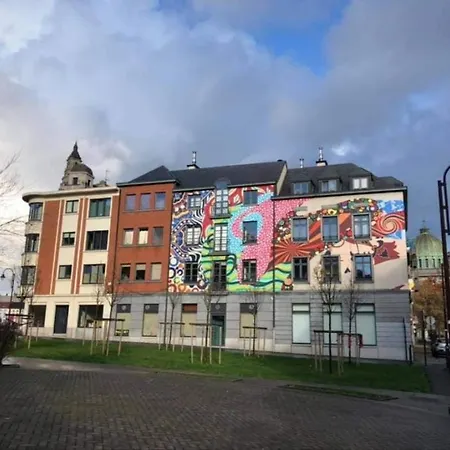 C Bruxelles Airport Cosy