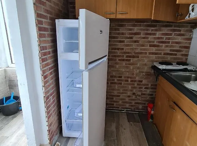 아파트 C Bruxelles Airport Cosy 샤를루아