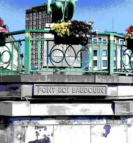 C Bruxelles Airport Cosy 公寓